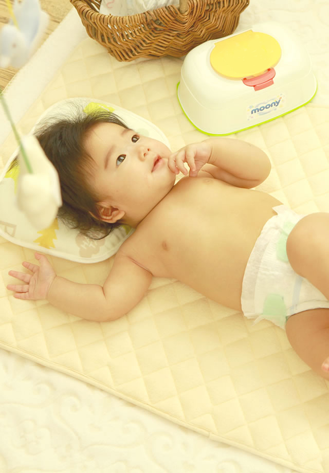 Tã là vật đầu tiên mà trẻ mặc - sp