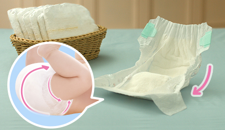 T&atilde; d&aacute;n Moony size S - D&aacute;ng cong &ocirc;m ph&ugrave; hợp với cơ thể của b&eacute;